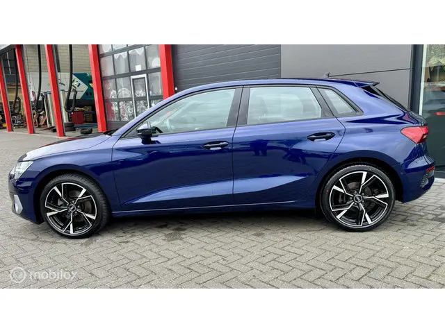 Audi A3 Sportback 35 TFSI S edition 2020 Benzine 4
