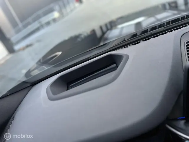 BMW 5 Serie 530i High Executive 2021 Benzine 23