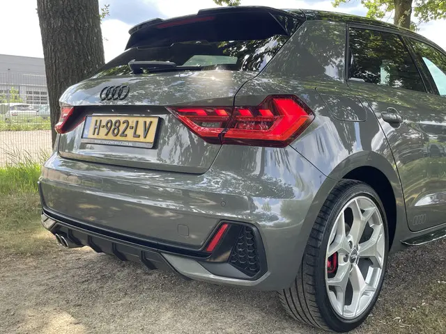 Audi A1 Sportback 40 TFSI Pro Line S 2020 Benzine 12