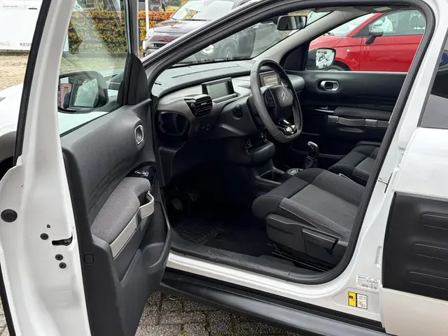 Citroën C4 Cactus 1.2 VTi Business 2014 Benzine 13