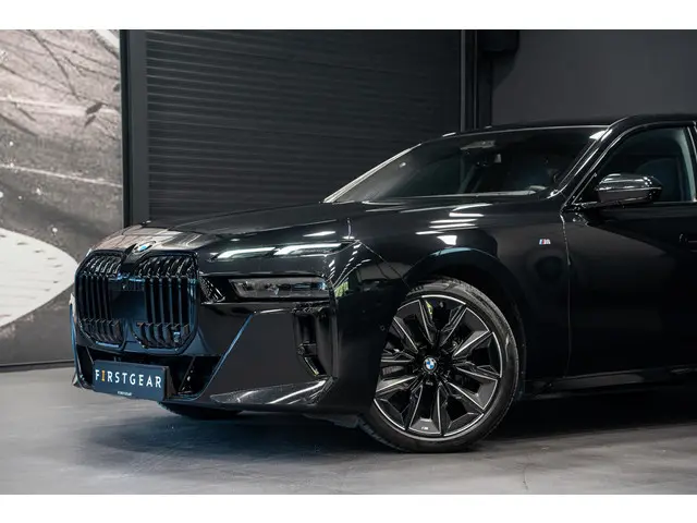 BMW 7 Serie 740d xDrive 2023 Diesel 13