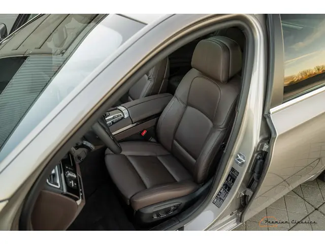 BMW 7 Serie 750d xDrive High Executive 2012 Diesel 10