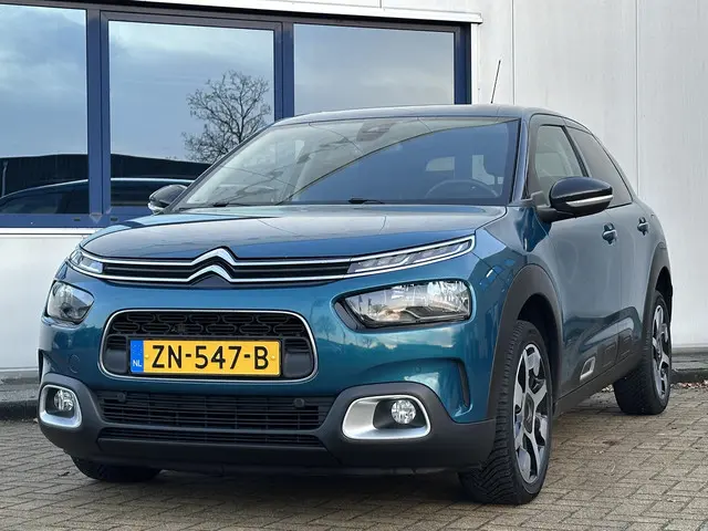Citroën C4 Cactus 1.2 PureTech Shine 2019 Benzine 39