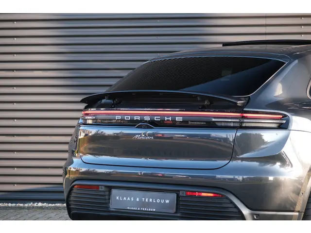 Porsche Macan 100 kWh 2025 Elektrisch 12