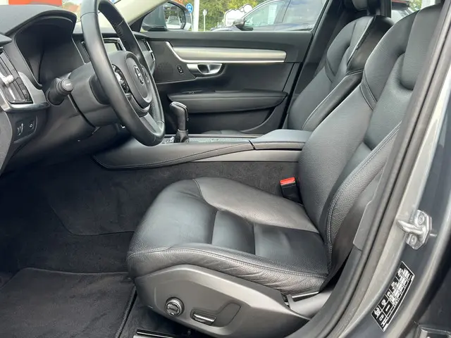 Volvo V90 2.0 D4 190 pk Momentum 2017 Diesel 11