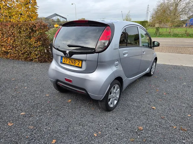 Peugeot iOn Active 2013 Elektrisch 3