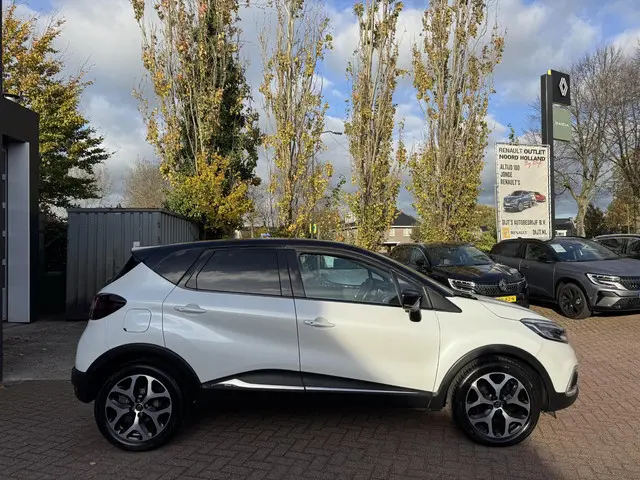 Renault Captur 1.3 TCe 150pk EDC Intens 2019 Benzine 4