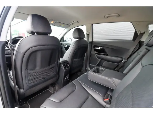 Kia Niro 1.6 GDi PHEV ExecutiveLine 2021 Hybride Benzine 8