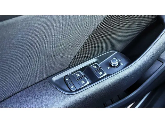 Audi A3 Sportback 1.0 TFSI Sport Pro Line 2017 Benzine 10