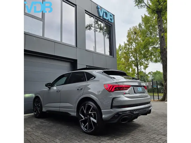 Audi RSQ3 RS Q3 2.5 TFSI SPORTBACK 2023 Benzine 9