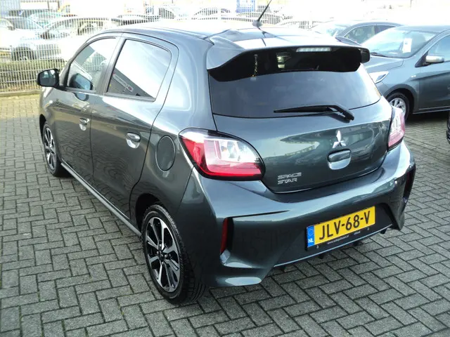 Mitsubishi Space Star 1.2 Edition AUTOMAAT 2024 Benzine 8