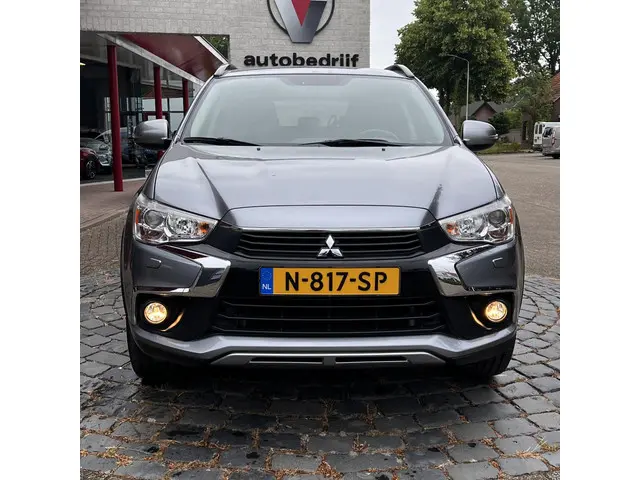 Mitsubishi ASX 1.6 Cleartec Connect Pro 2017 Benzine 23