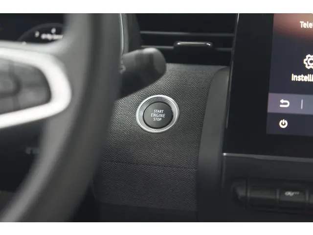 Renault Clio TCe 90 GPF techno 2024 Benzine 39
