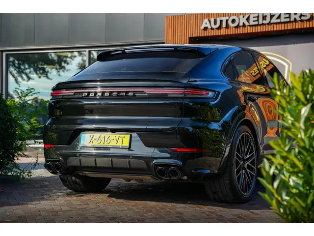 Porsche Cayenne Coupé 3.0 E-Hybrid 2024 Hybride Benzine 11