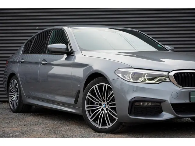 BMW 5 Serie 530e High Executive 2020 Hybride Benzine 24