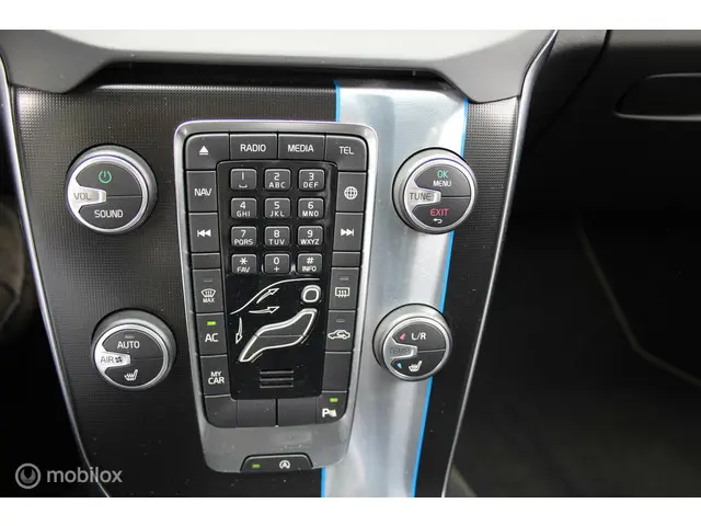 Volvo V40 2.0 T2 R-Design/Navi/Tel/Pdc/Trekhaak/ 2015 Benzine 29