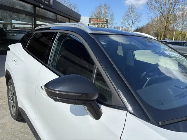 Omoda 5 Premium 61 kWh 2025 Elektrisch 38