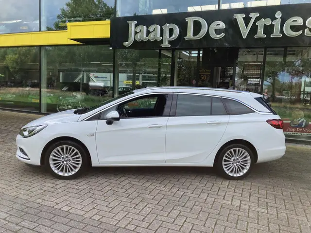 Opel Astra Sports Tourer 1.4 Innovation 2018 Benzine 2