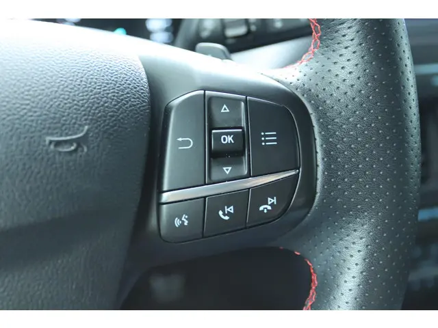 Ford Focus WAGON 1.5 ECOBOOST ST-LINE AUT 2020 Benzine 22