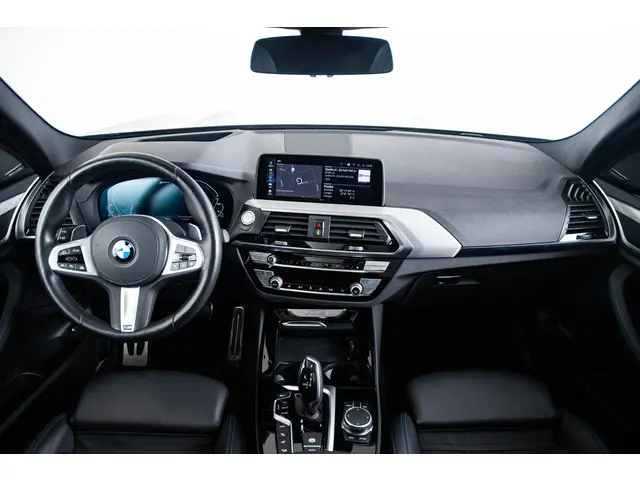 BMW X3 xDrive30e High Executive 2020 Hybride Benzine 3