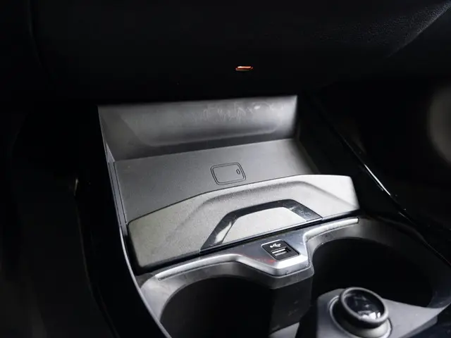 BMW 1 Serie M135i xDrive 2021 Benzine 35