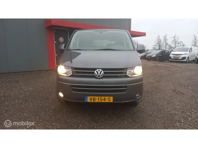 Volkswagen Transporter 2