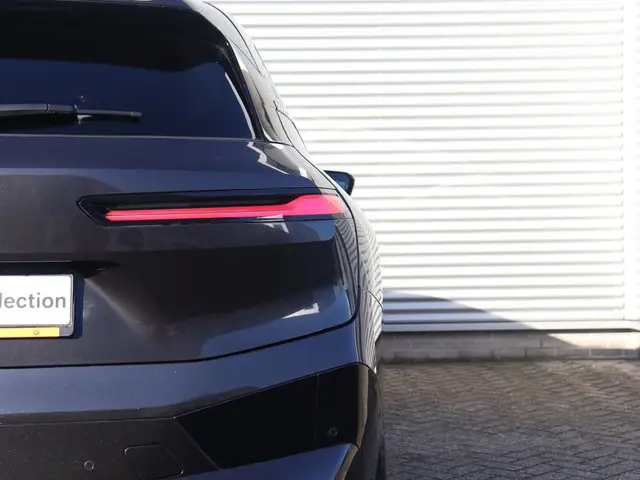 BMW iX xDrive40 2022 Elektrisch 39