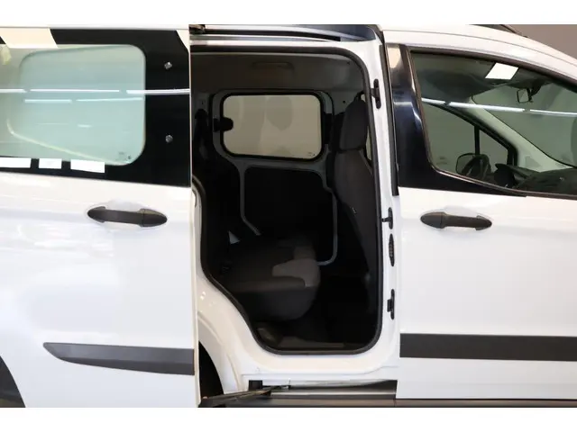 Ford Tourneo Courier |Airco|Trekhaak| 2018 Benzine 7