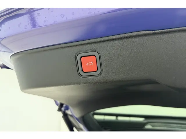 Fiat 600e Abarth Scorpionissima 54 kWh 2026 Elektrisch 14