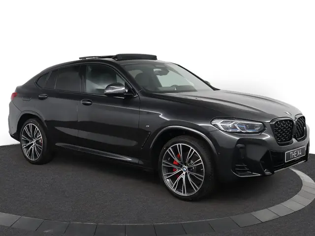BMW X4 xDrive30i 2026 Benzine 12