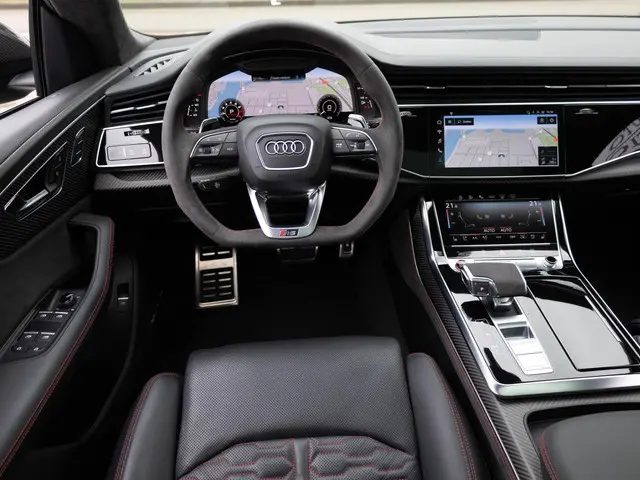 Audi RSQ8 Urban 2021 Benzine 55