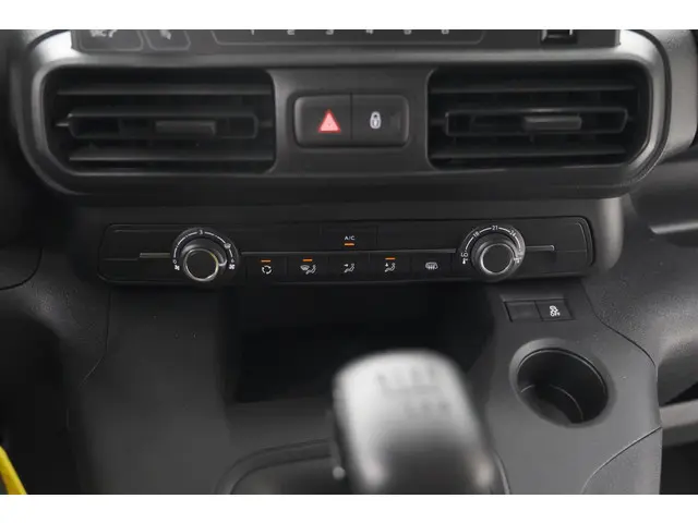 Citroën Berlingo 1.5 BlueHDI Control 2022 Diesel 32