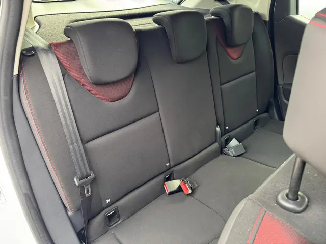 Renault Clio 0.9 TCe Authentique Airco 2015 Benzine 19