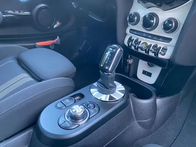 MINI Electric Mini Basic 33 kWh 2020 Elektrisch 10