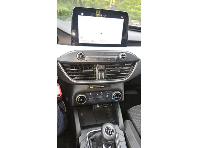 Ford Focus Wagon 1.5 EcoBlue Trend Edition 2019 Benzine 8