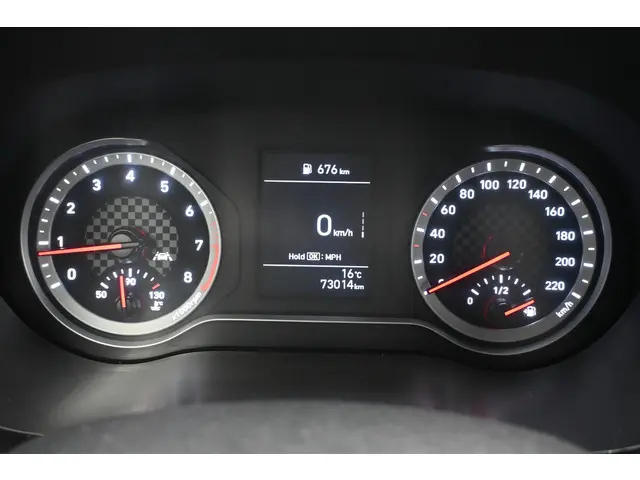 Hyundai i10 1.0 Comfort 2023 Benzine 14