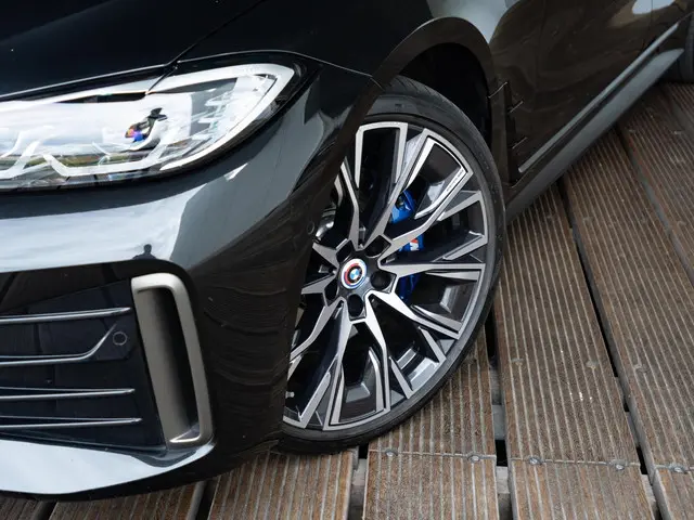 BMW i4 M50 2023 Elektrisch 14