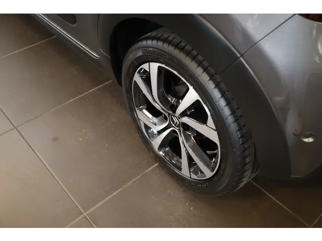 Citroën C3 PT 83 Shine 2021 Benzine 21