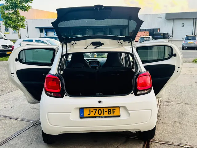 Citroën C1 1.0 VTi Shine Camera+Airco 2020 Benzine 10