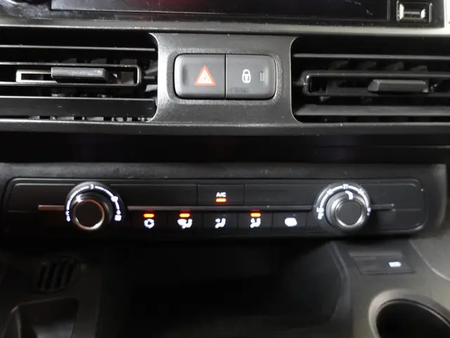 Citroën Berlingo 130PK Automaat L2 2023 Diesel 31