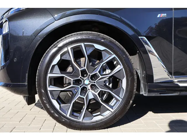 BMW X7 xDrive40i 2025 Benzine 6