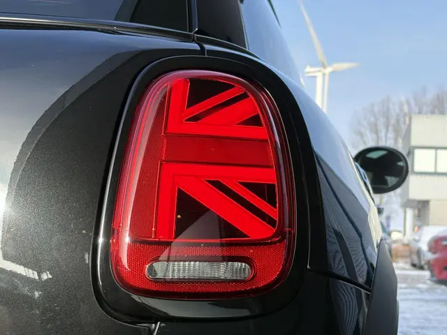 MINI Cooper Mini 2.0 John Works Essential 2022 Benzine 42