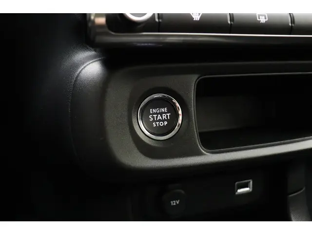 Citroën C3 1.2 PureTech Max 2024 Benzine 21