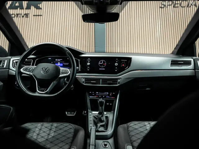 Volkswagen Polo 1.0 TSI R-Line Edition 2025 Benzine 17