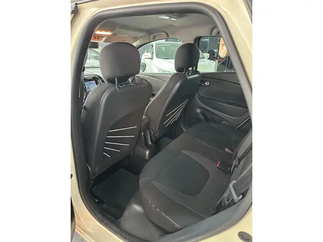 Renault Captur 0.9 TCe Dynamique 2014 Benzine 12