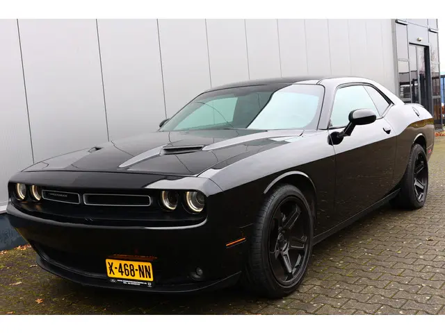 Dodge Challenger DODGE R/T 5.7 V8 HEMI 2016 Benzine 10