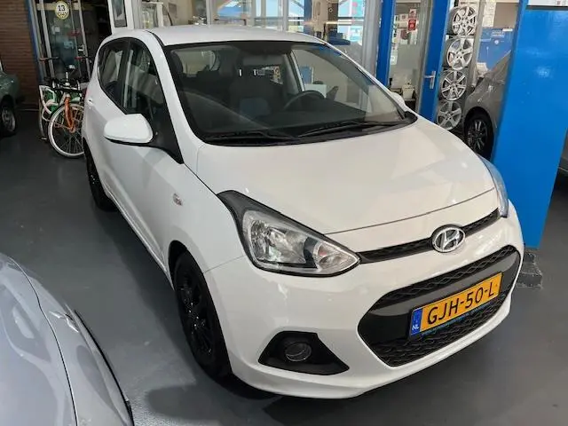 Hyundai i10 3