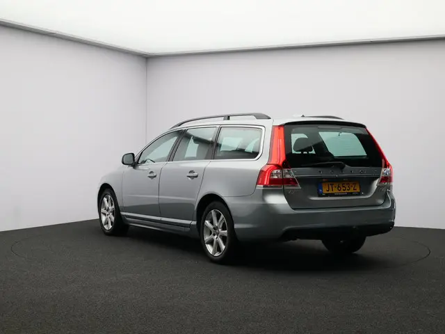 Volvo V70 T4 Automaat Polar 2016 Benzine 25