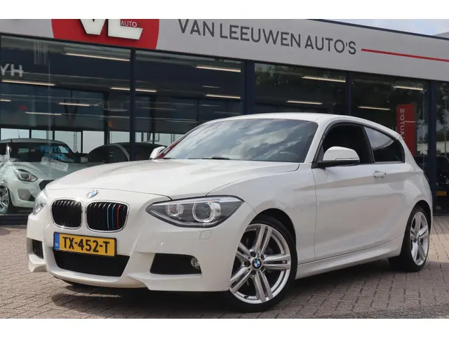 BMW 1 Serie 118i Business+ 2013 Benzine