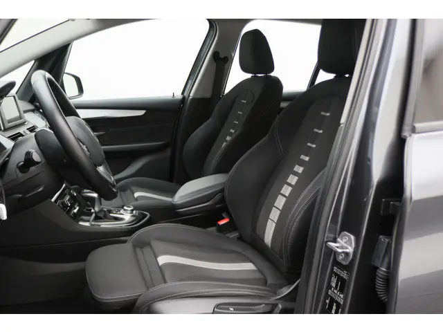 BMW 2 Serie Gran Tourer 218i Luxury 2015 Benzine 10